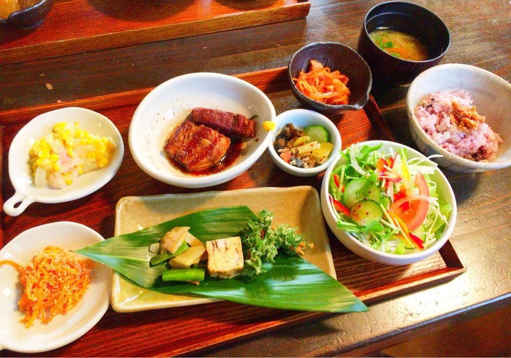 ごはんcafeかりん