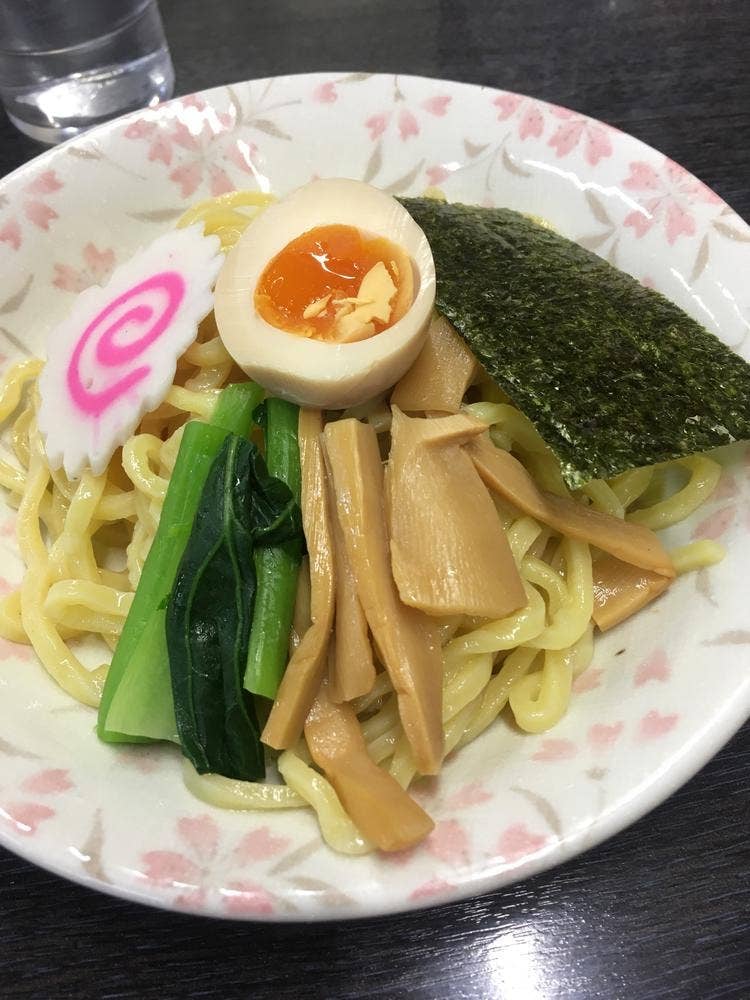 成屋