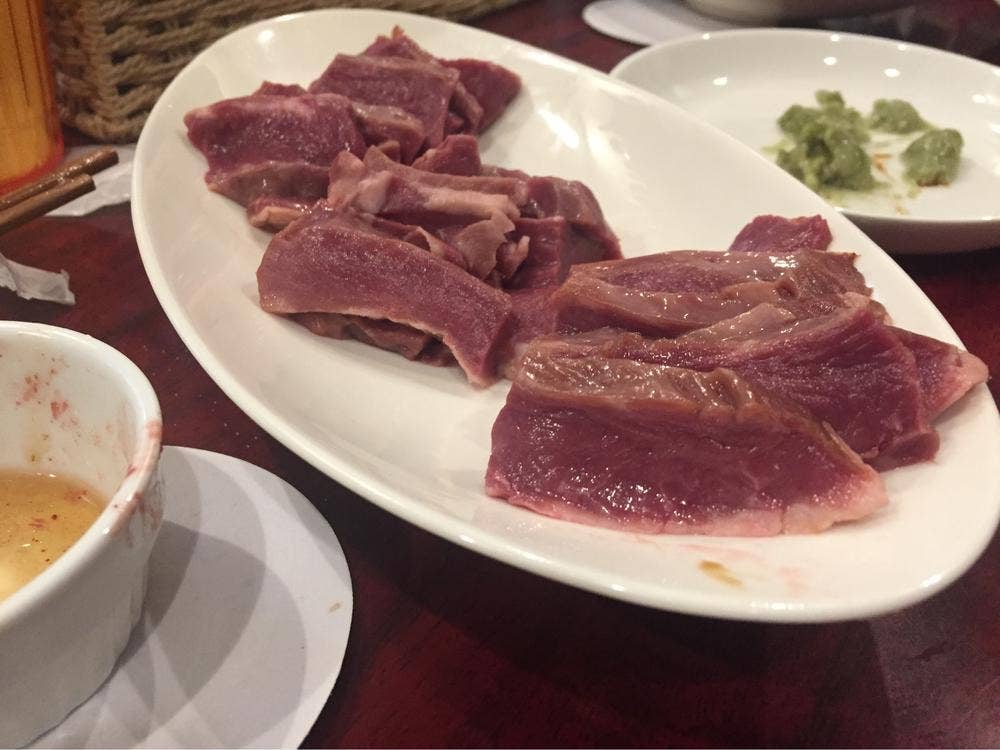 肉バル 食いしん坊