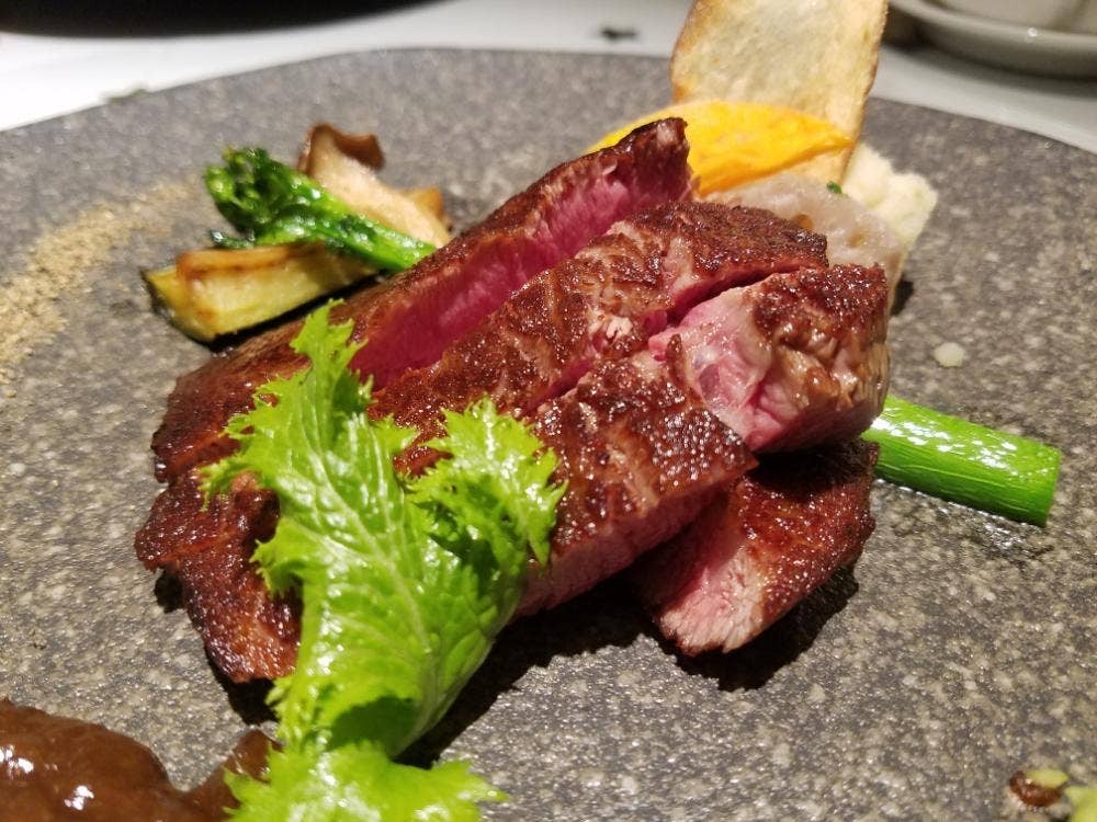 神戸牛 石釜焼ステーキ 吉らら