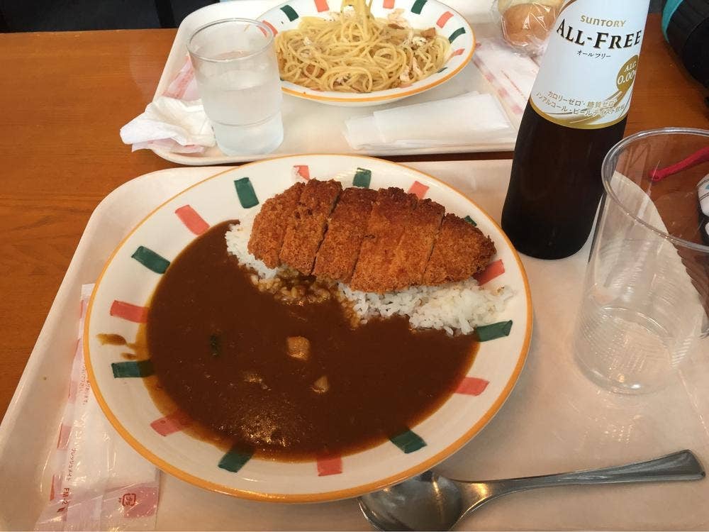 カフェテリア ビーチ 瑞穂ハイランド