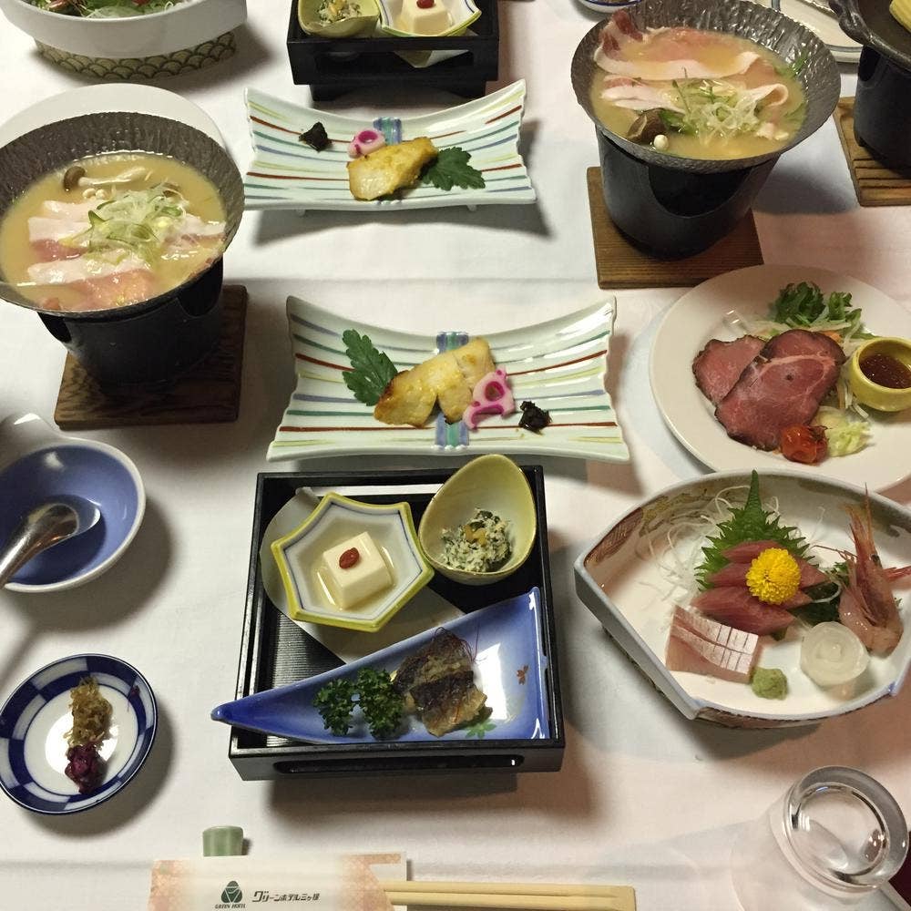 レストラン あおい・あぐり グリーンホテル三ヶ根