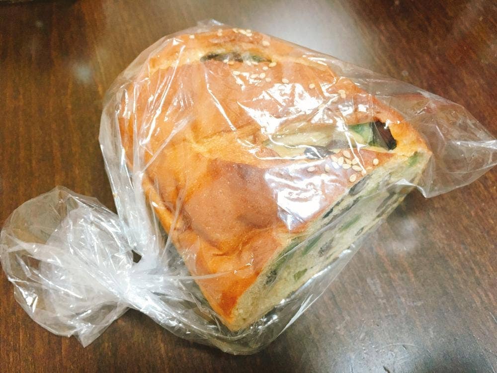 エクリュ