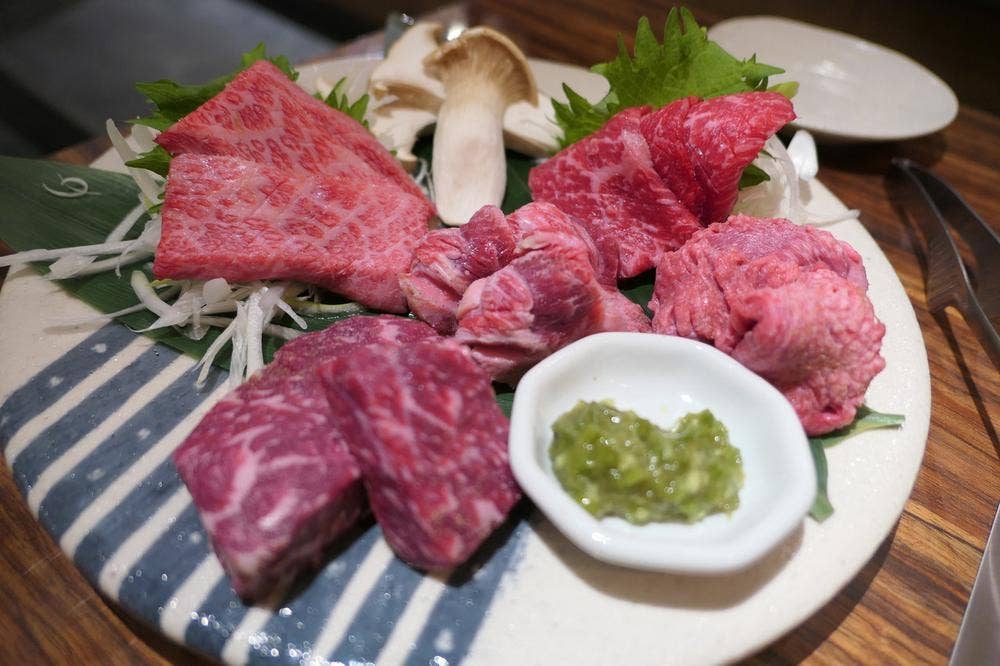 焼肉やまや 梅田店