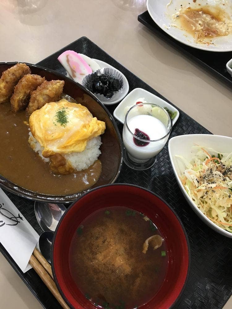 KU APPAREL STYLE CAFE