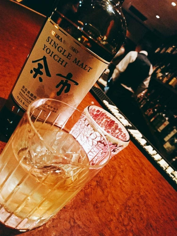 ショットバーラグ