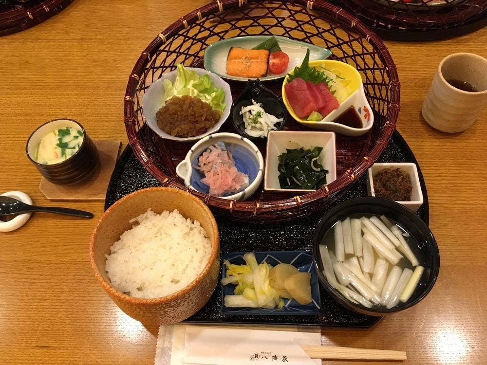 割烹 八幡家