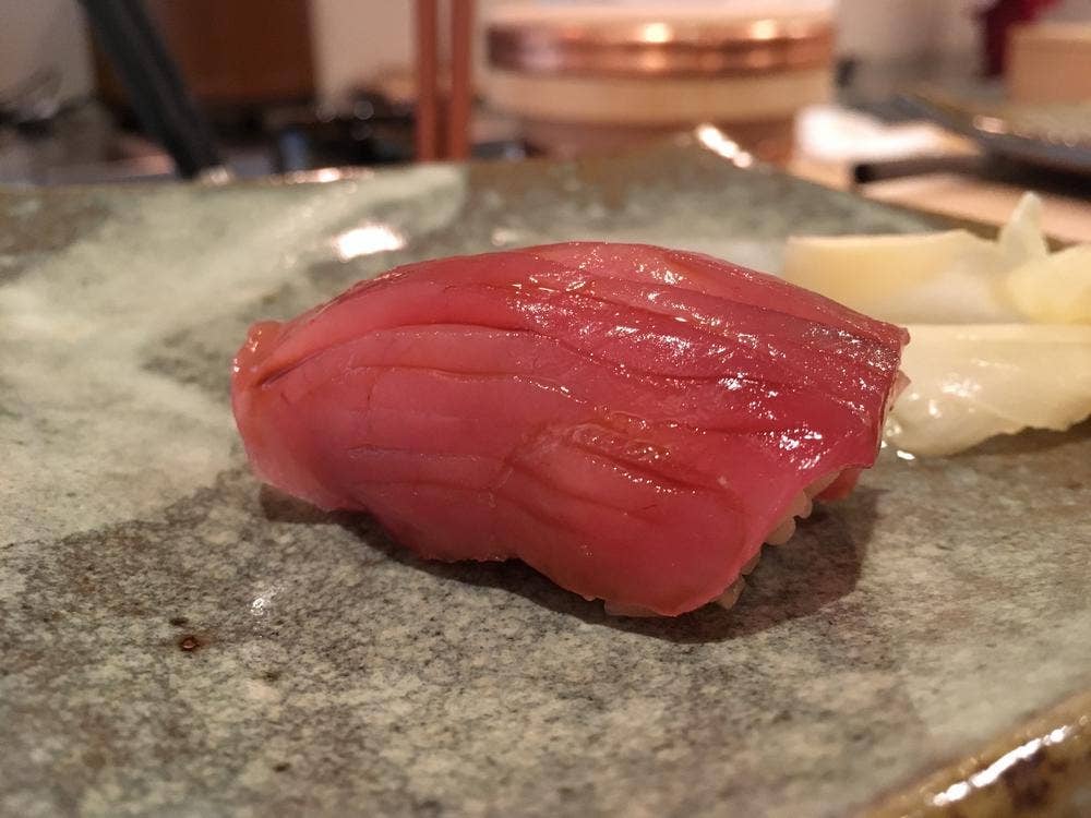 鮨割烹とと