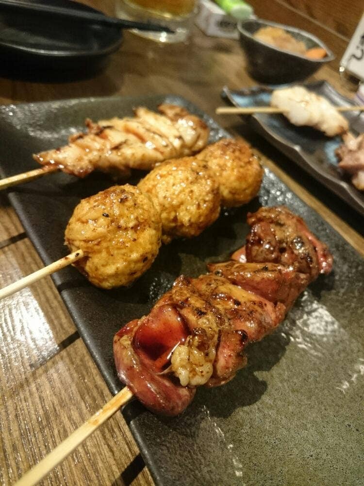 じま