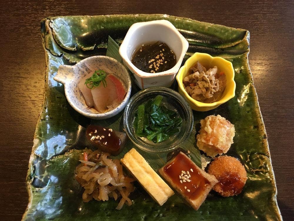 和ダイニング TOMITA KITCHEN