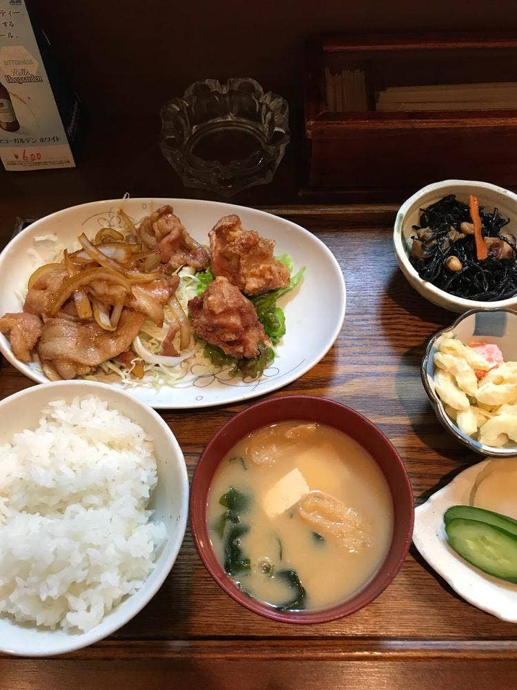 お食事処 味よし