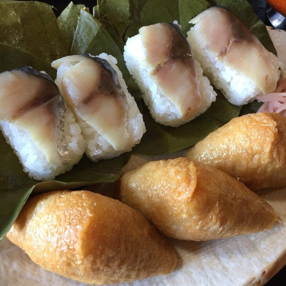 秀の柿の葉すし