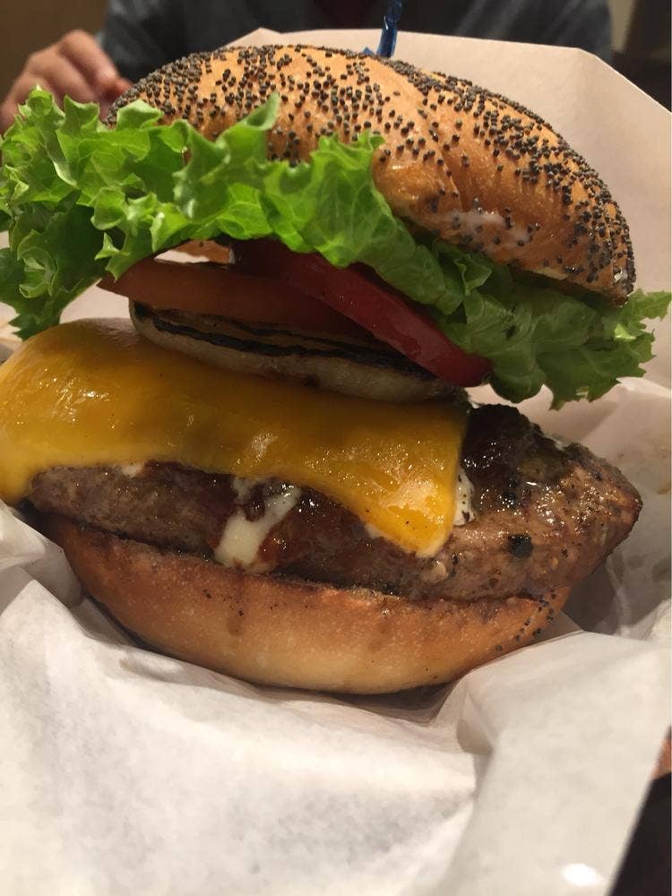 KUA`AINA 福岡ソラリアプラザ店