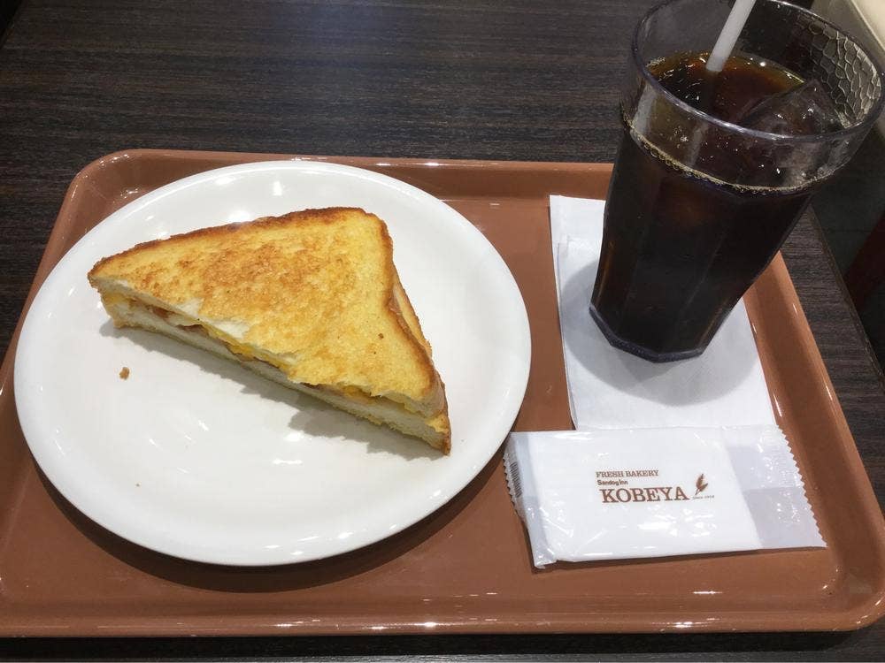 神戸屋ブレッズカフェ 花小金井駅店