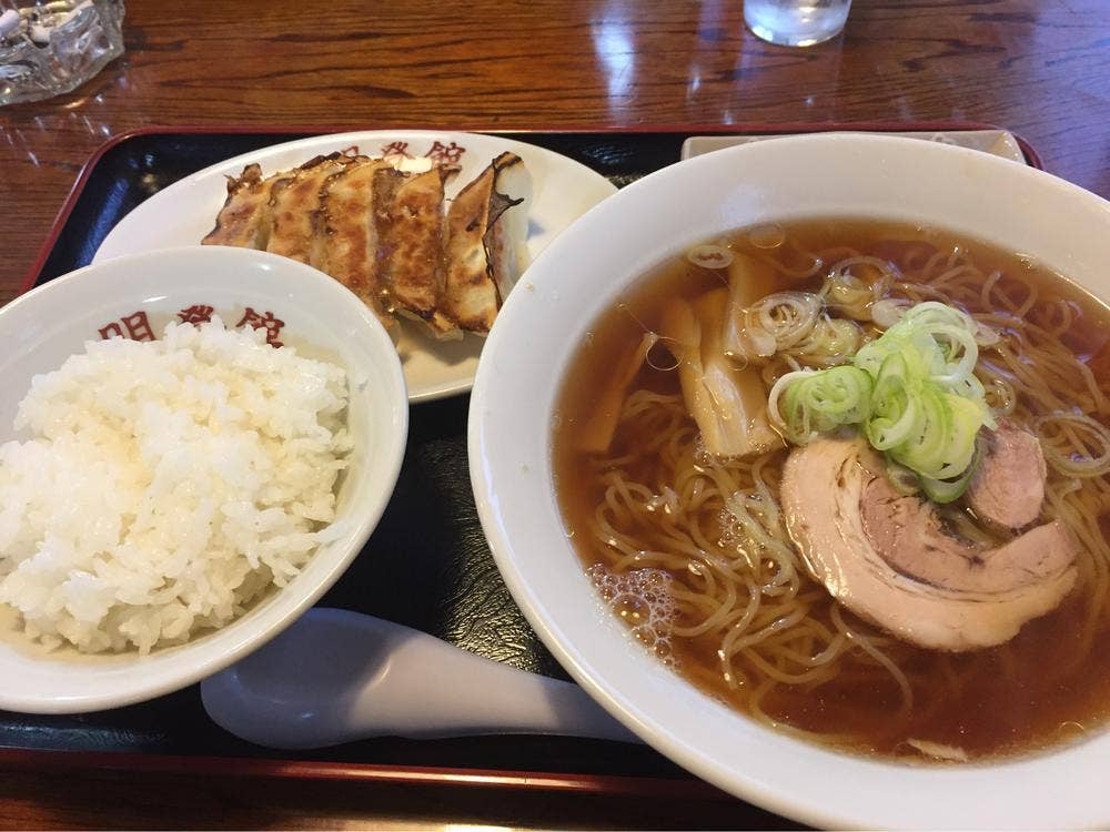 明登館