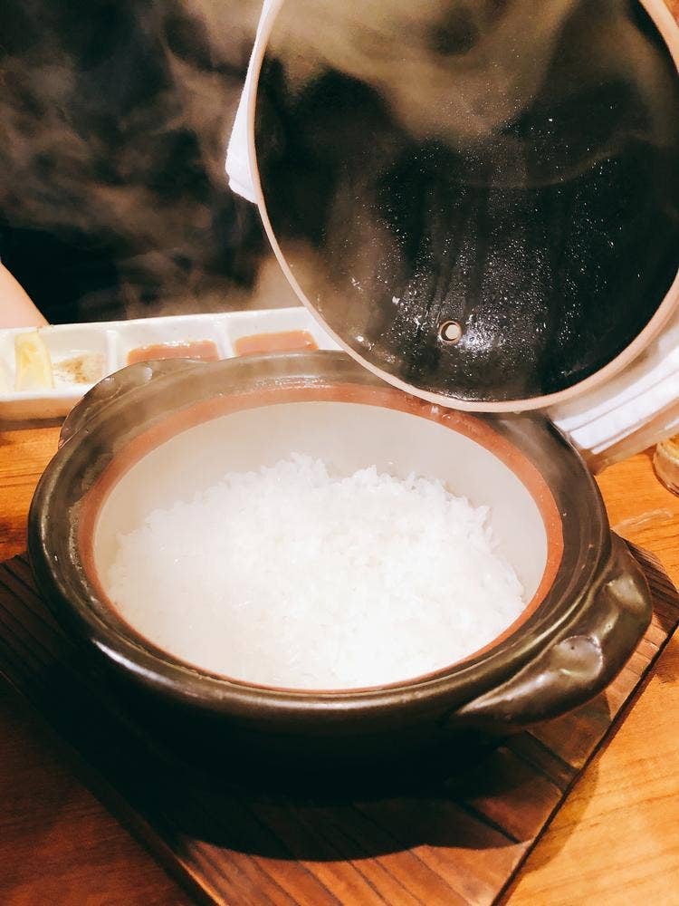 炭火焼肉 萬まる 府中本店