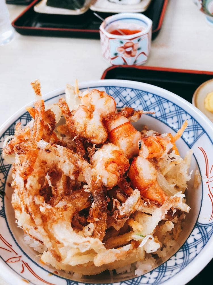 どんどん フレスポ宇部東店