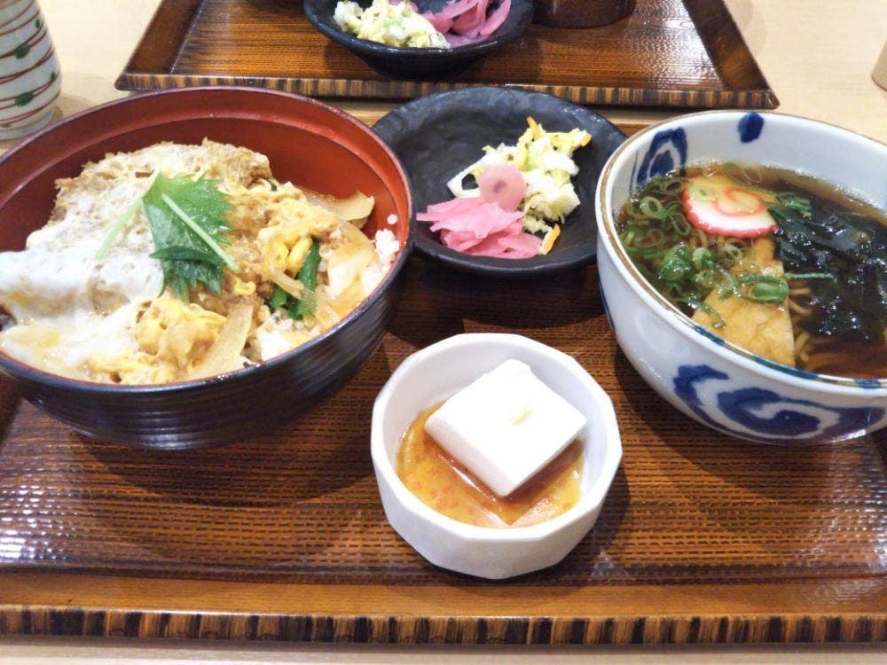 和食 楽庵 イオン具志川店