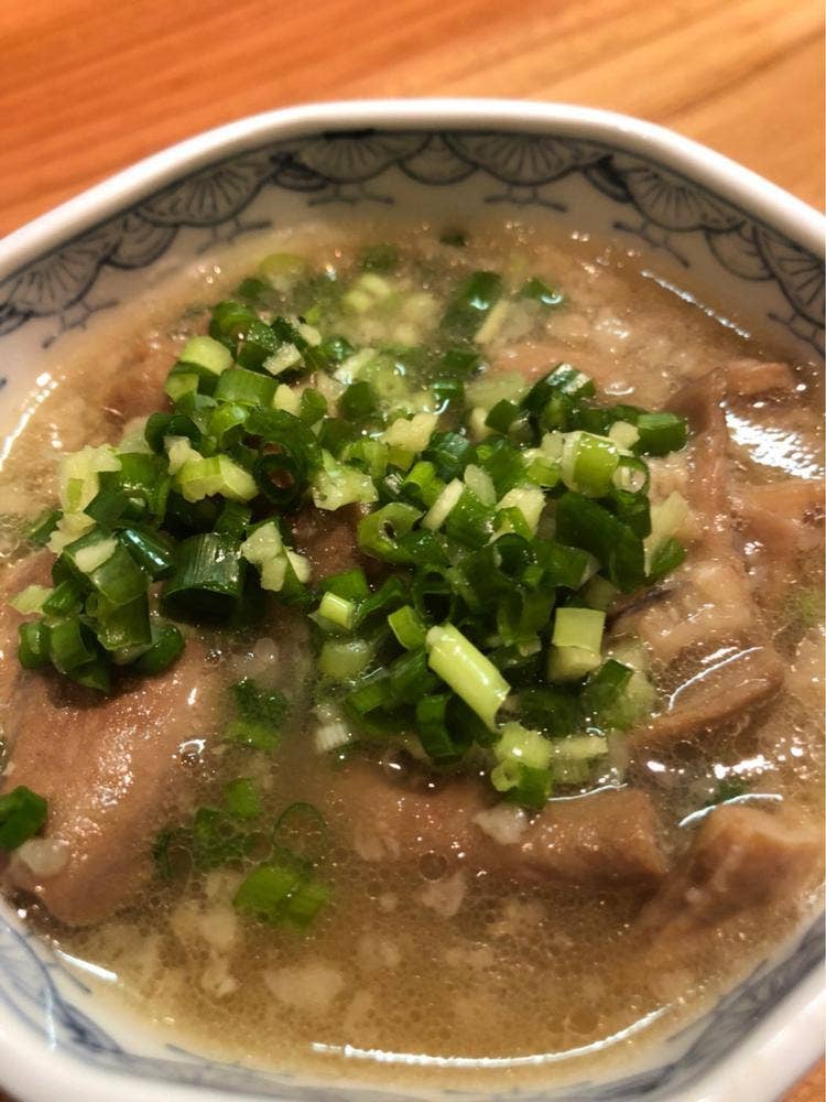 あかおに