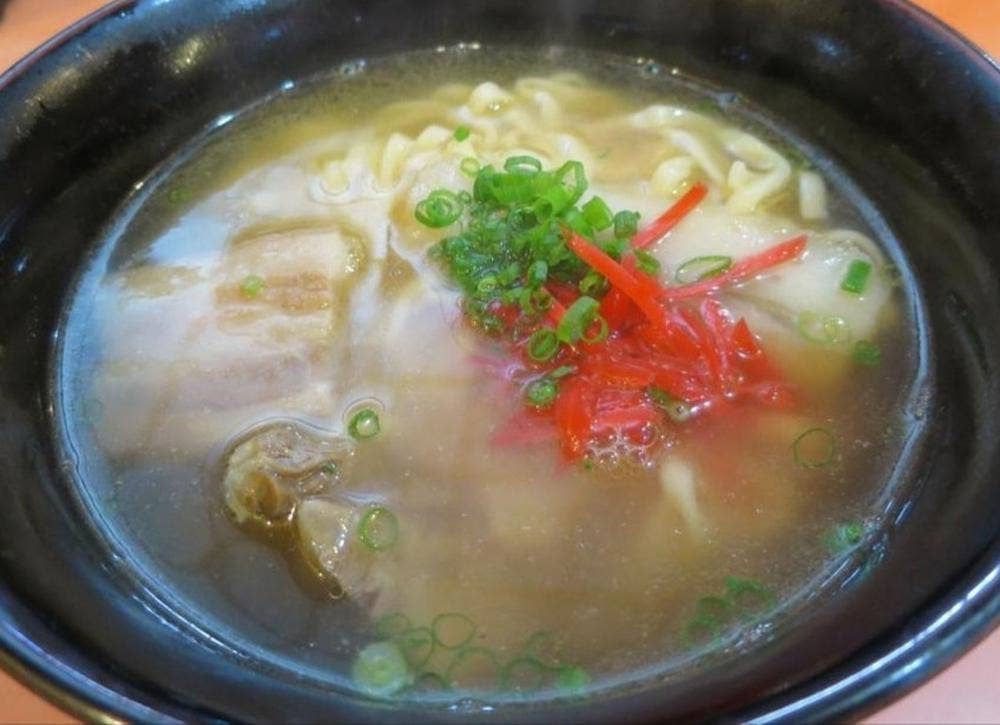 沖縄そば屋