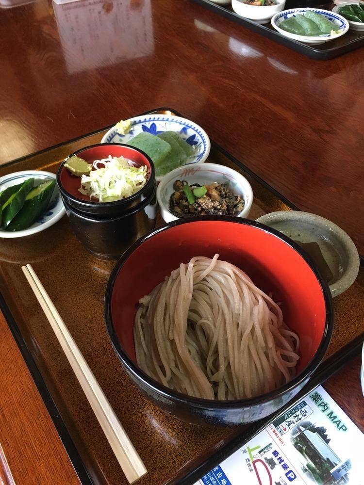 西村屋