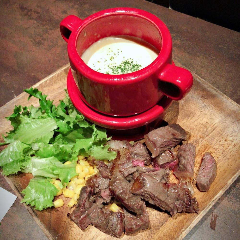 厳選肉寿司食べ飲み放題 個室肉バル 29○TOKYO 岡山駅前店