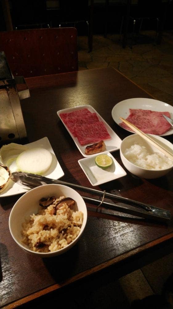 ウシマル