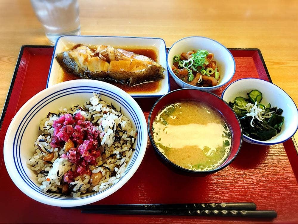 米子三柳食堂