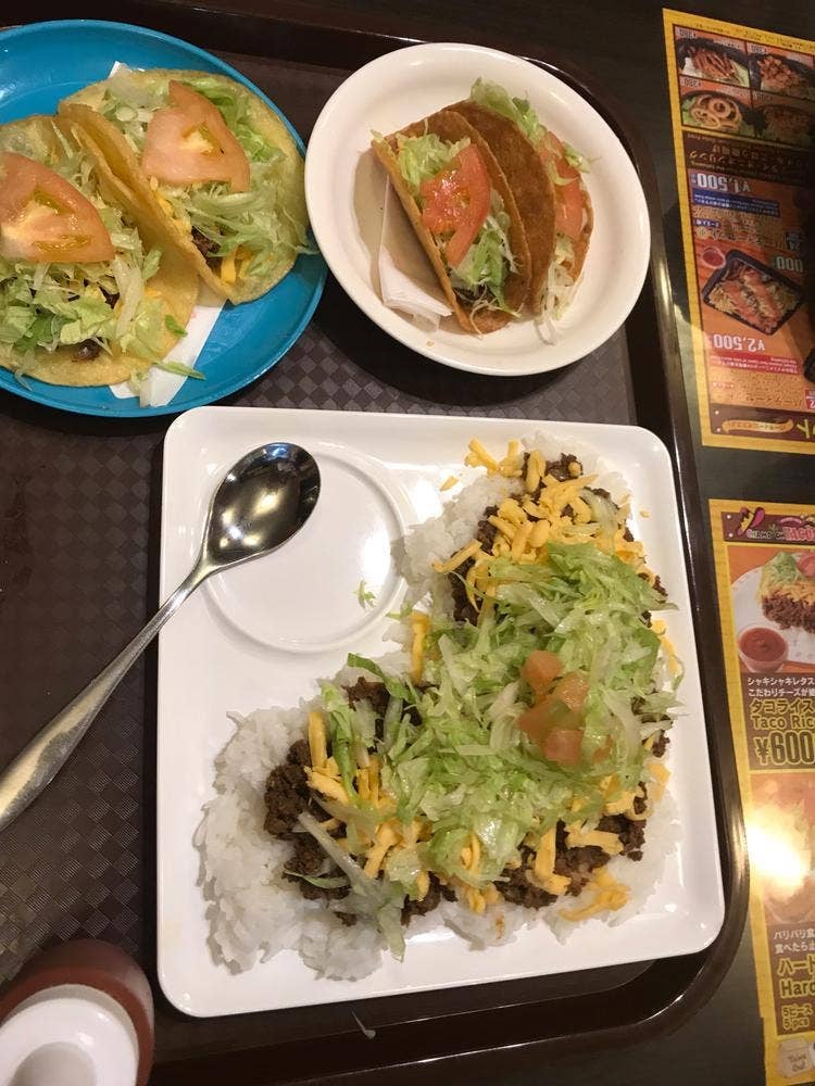 チャンピオンタコス 読谷店