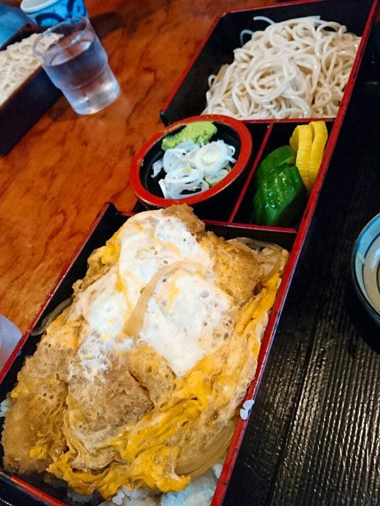 登知喜屋