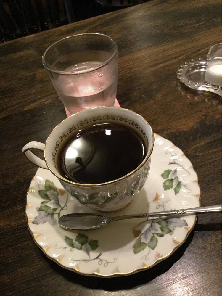 青蛾珈房