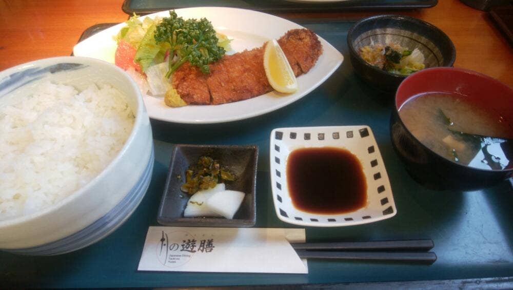 月の遊膳