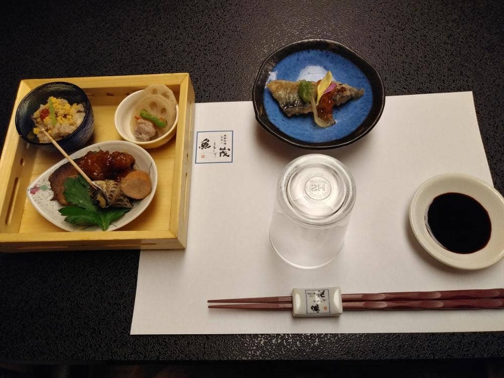 魚茂