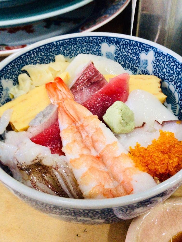 季節料理とすしの店 はる