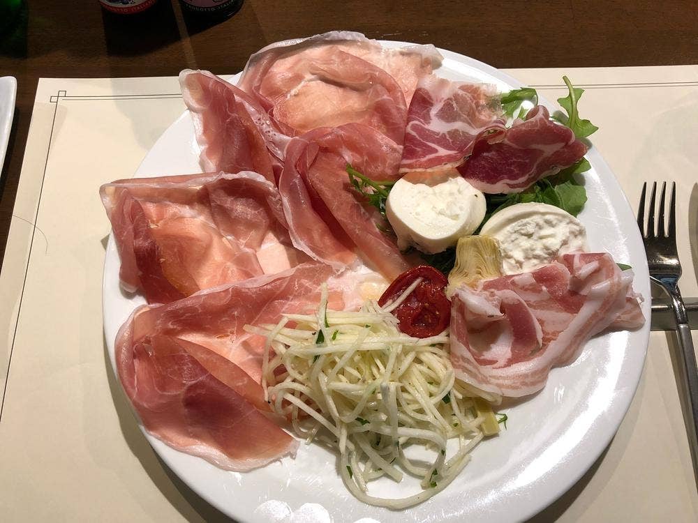 サルトリア ダ 水本