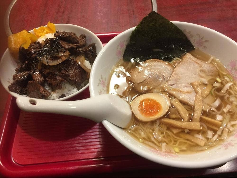 つばめや