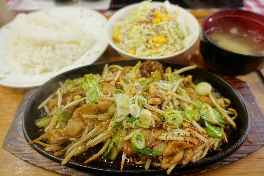 えきまえ食堂