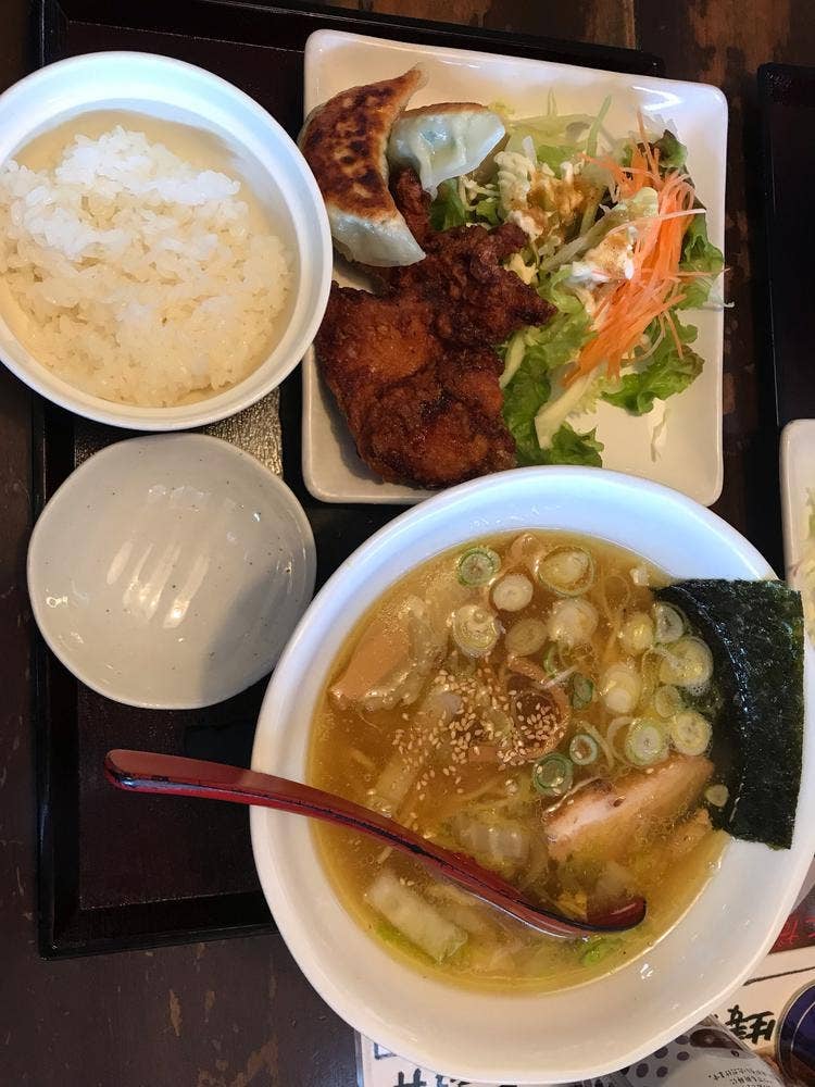 地獄ラーメン 日と月 玉村店