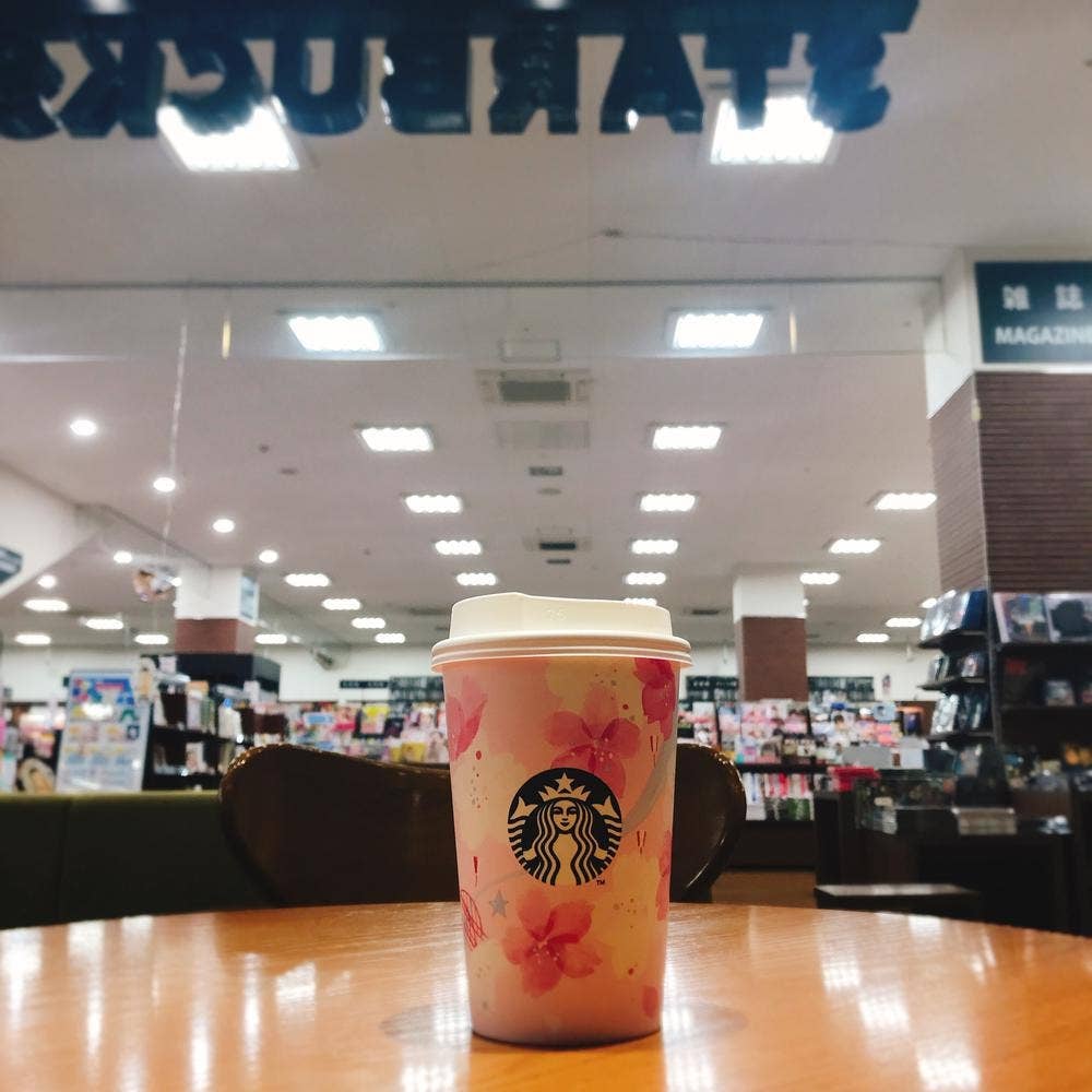 スターバックス コーヒー 蔦屋書店港北みなも店