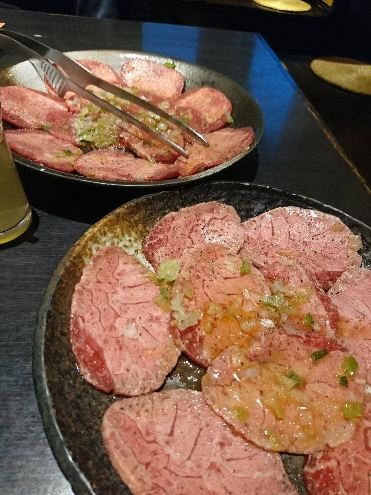 炭火焼き ホルモン倶楽部 松本商店