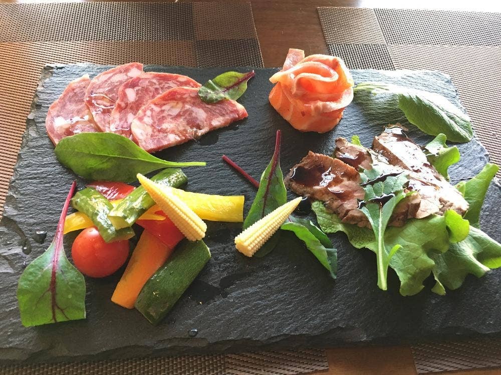 セバスチャンDINING