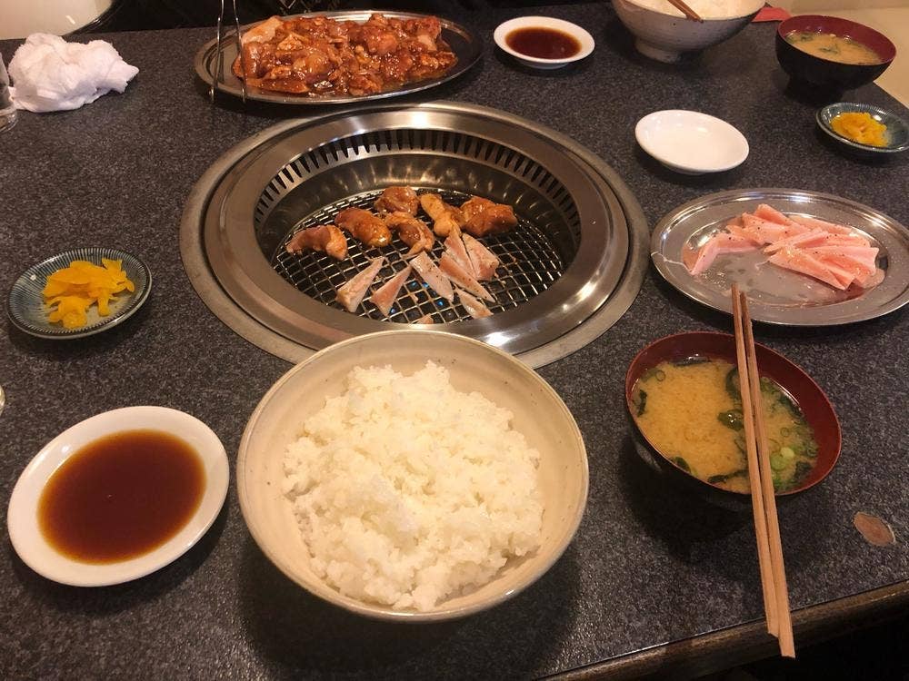 ホルモン 一平