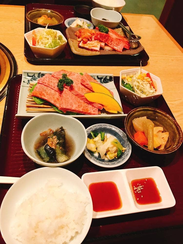 三四郎焼肉店