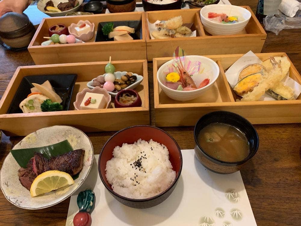 くずし割烹花々
