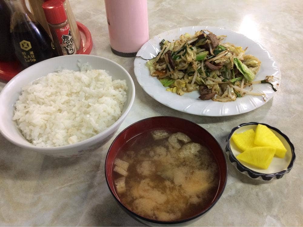 たつみ食堂