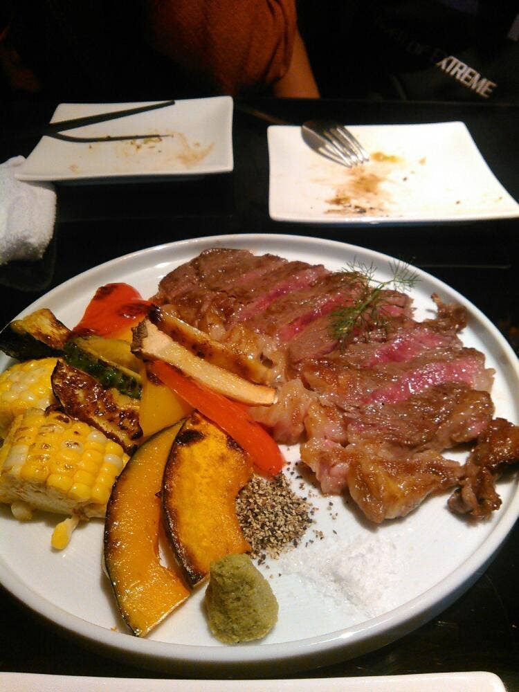Grill & Bar Garden