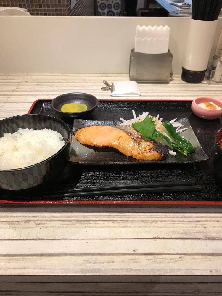 あさとや