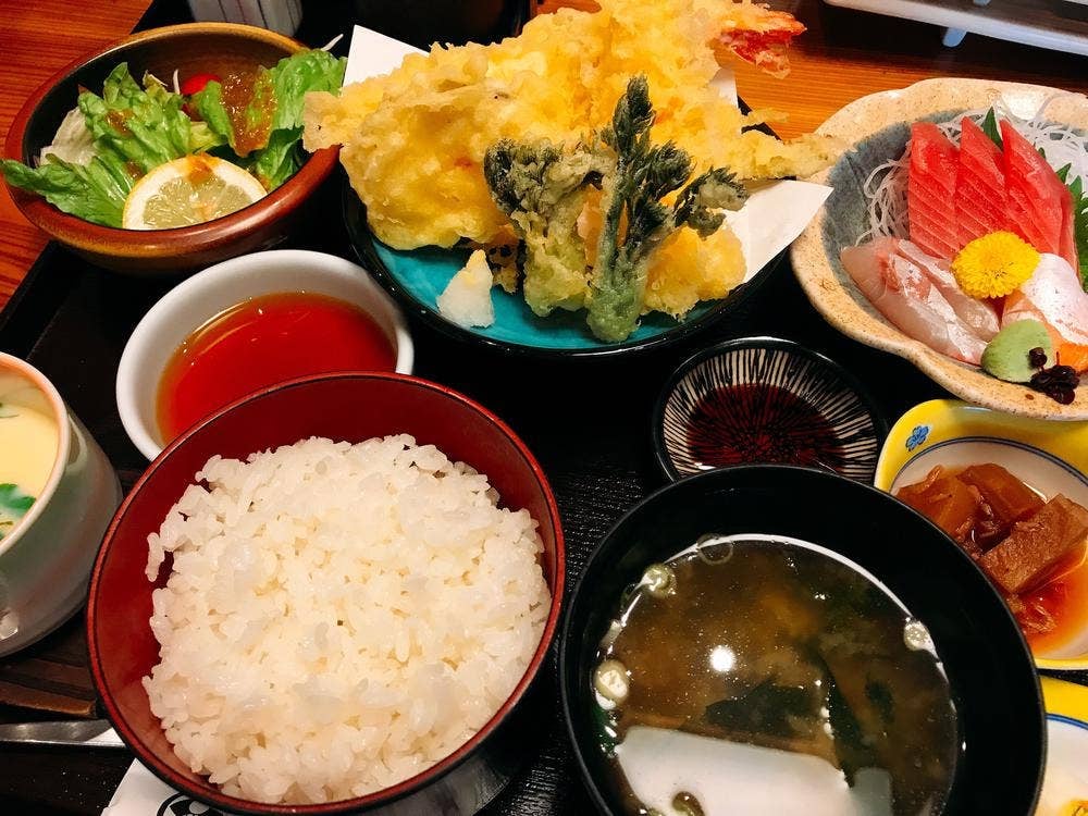 海鮮茶屋 末廣 坂東店