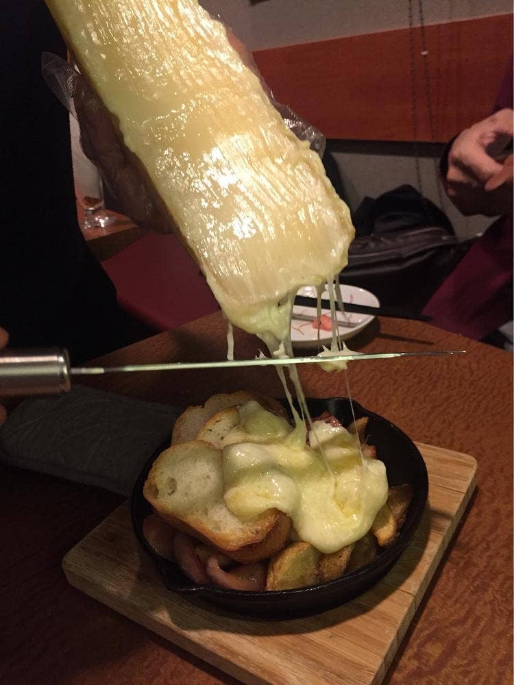 石窯ピザ Cafe Dining 快斗