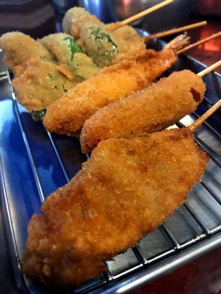 串かつ 灯り